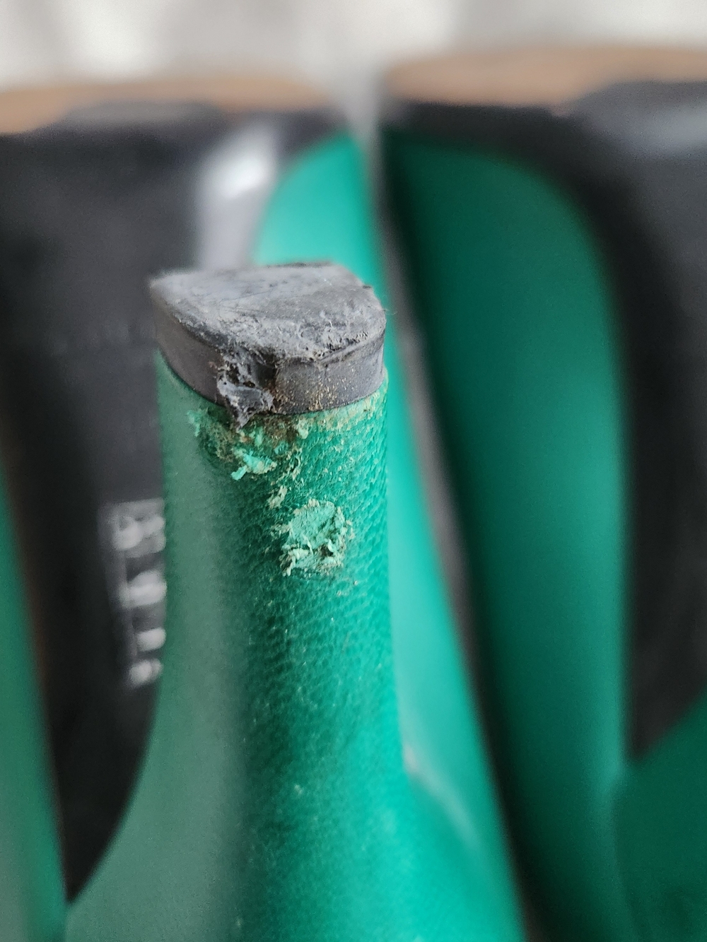 Vintage Gucci Green Leather High Heels Pumps Round Toe Shoes Size 38 US 8 - Picture 13 of 16